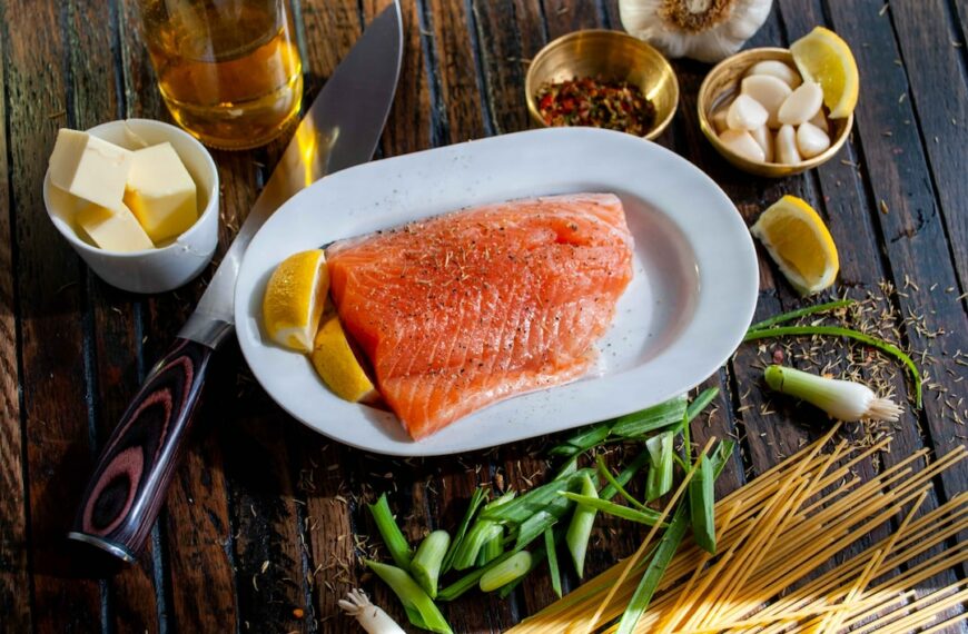 Du möchtest mit dem Keto-Diät-Plan abnehmen? Hier sind…