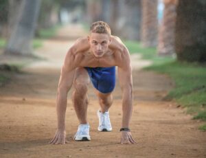 Photo Image: Gym equipment Nouns: Fitness, cold
