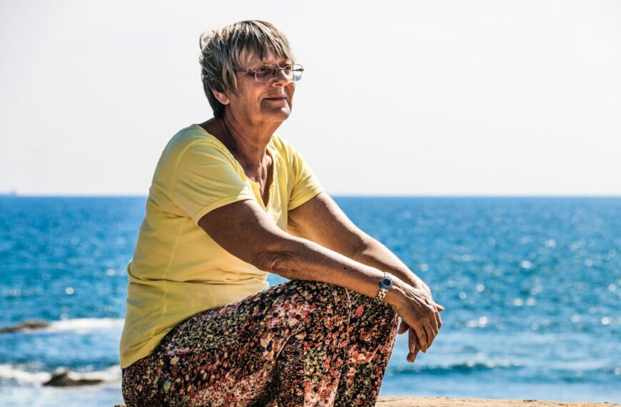 Photo Elderly person